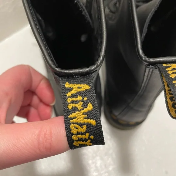 Dr. Martens Black 8-Eye Lace-Up Boots with Subtle Floral Embroidery - Picture 8 of 8